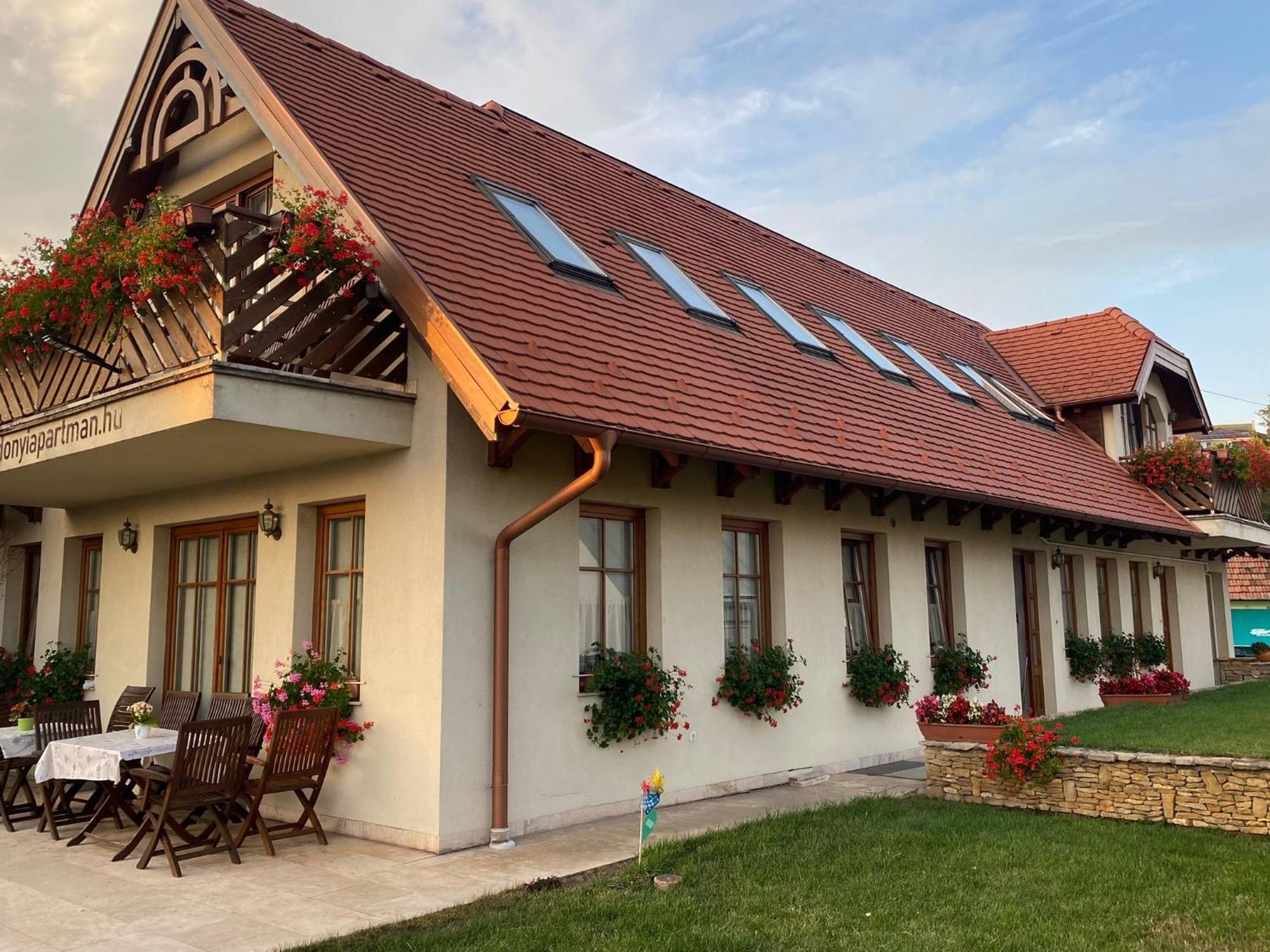 Gardonyi Apartman Διαμέρισμα Έγκερ Εξωτερικό φωτογραφία