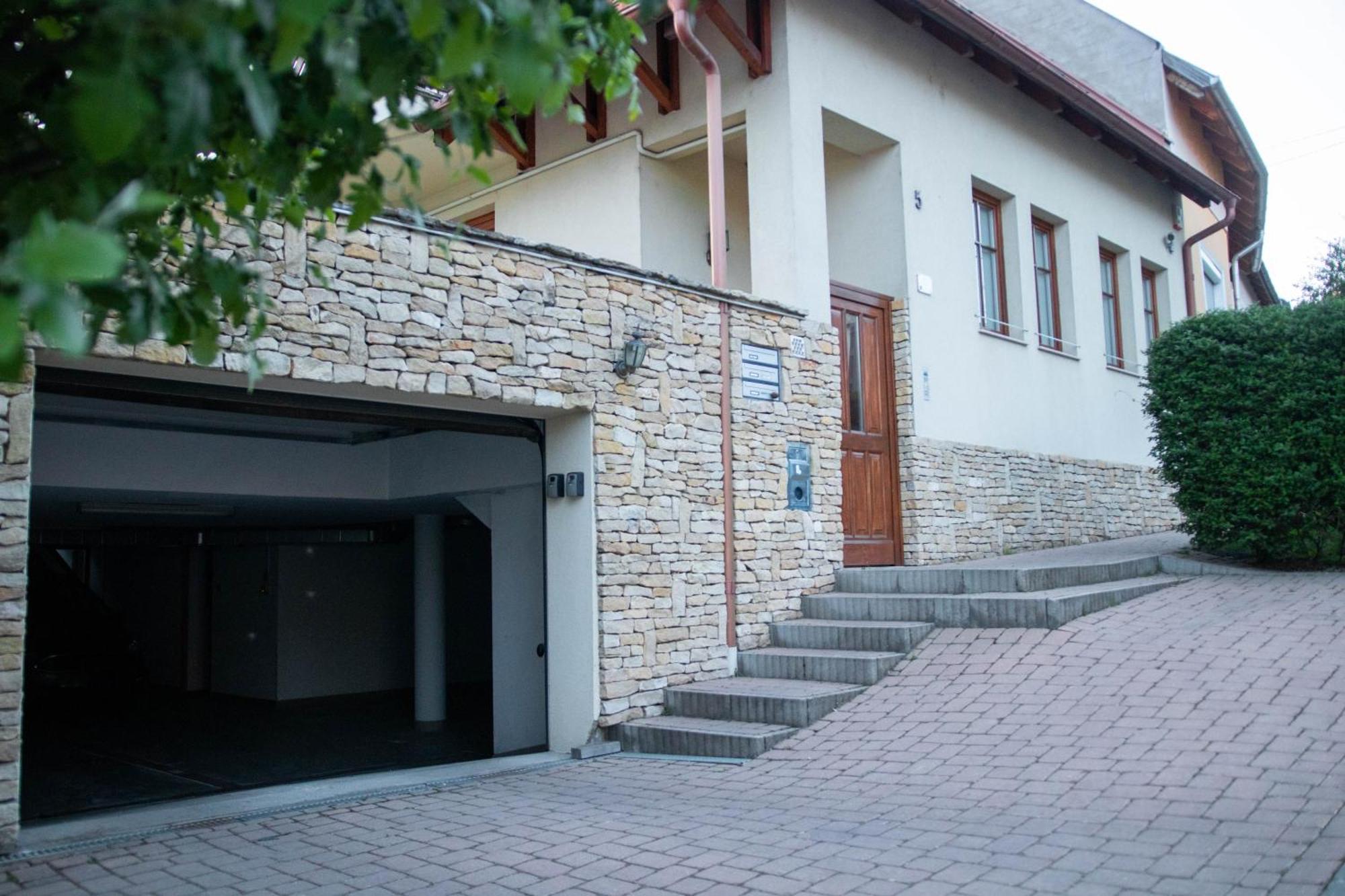 Gardonyi Apartman Διαμέρισμα Έγκερ Εξωτερικό φωτογραφία