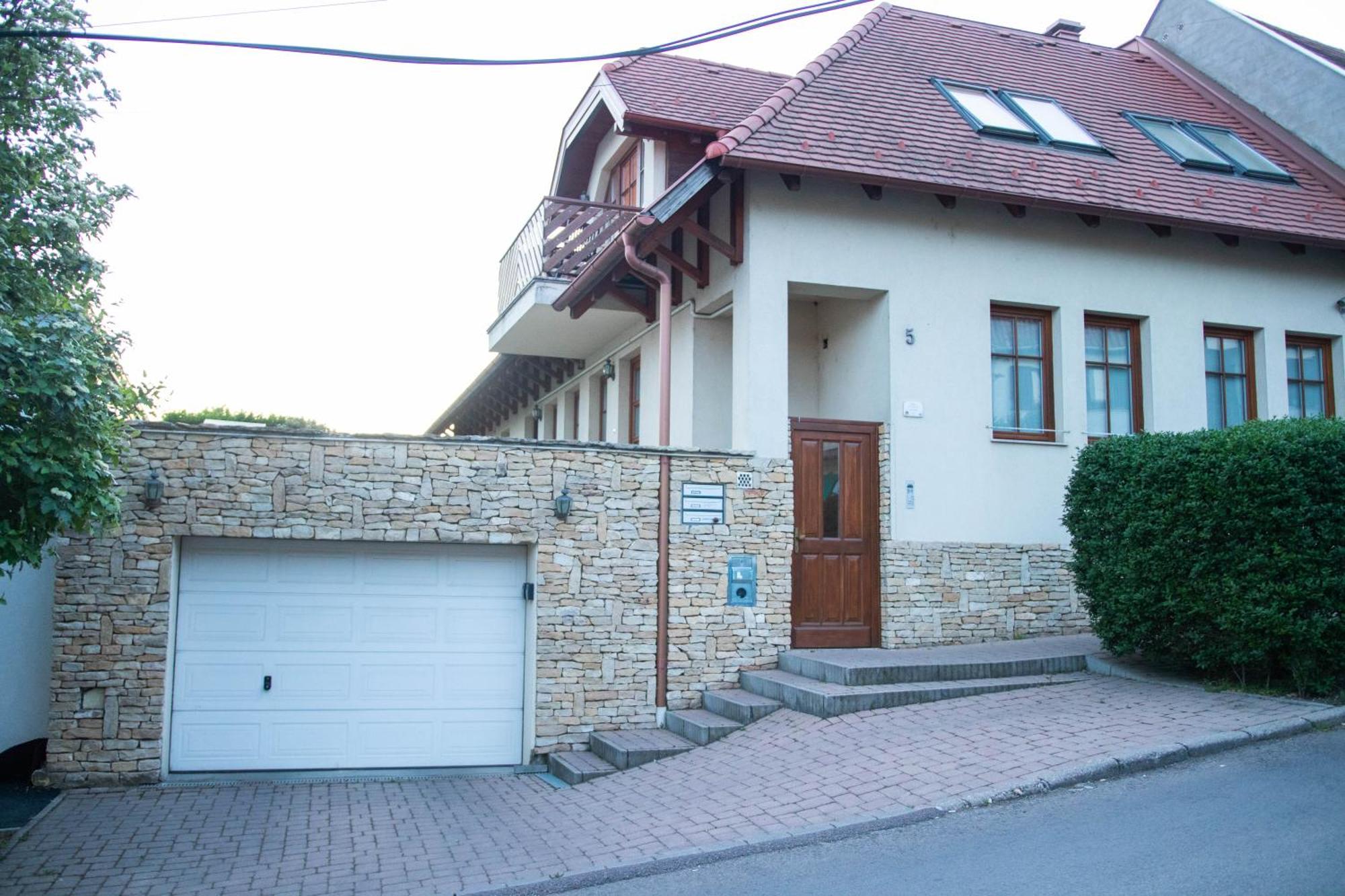 Gardonyi Apartman Διαμέρισμα Έγκερ Εξωτερικό φωτογραφία